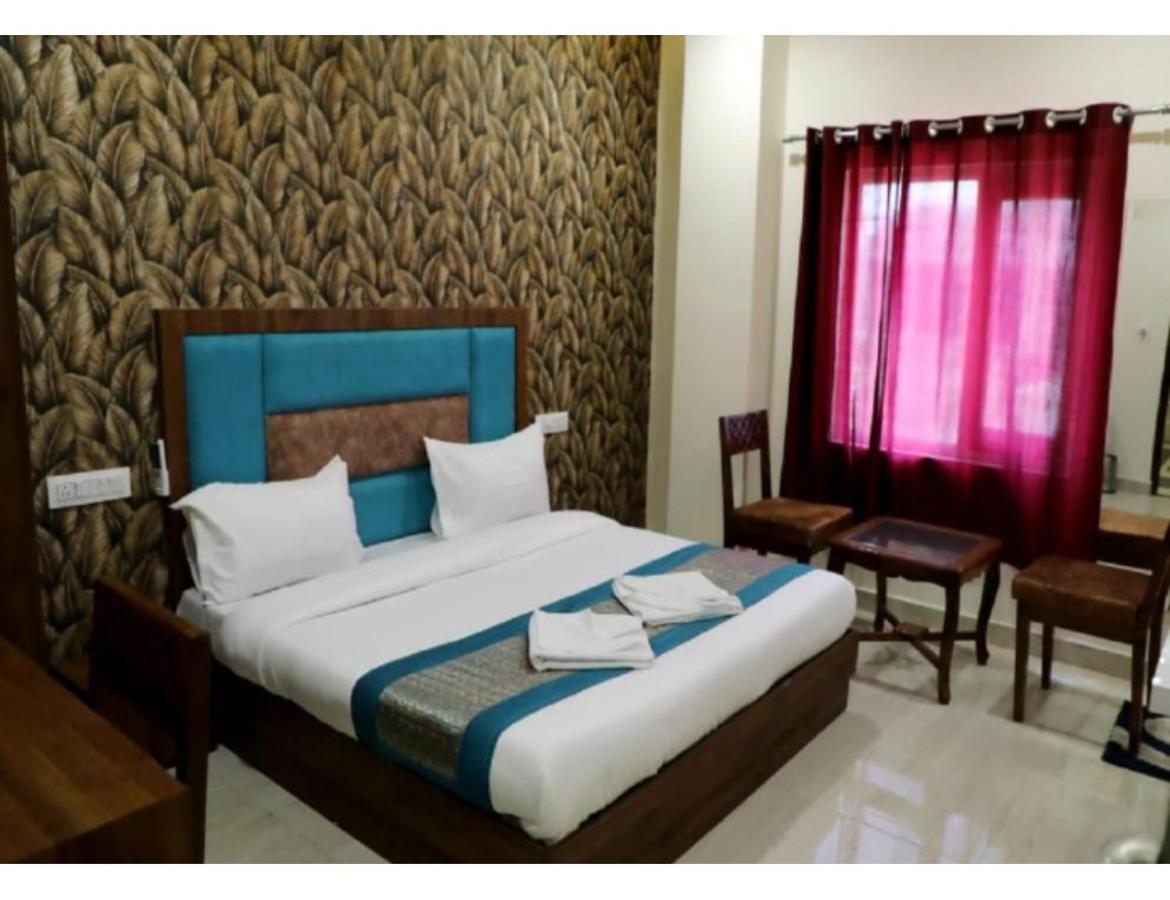 Hotel Royal Villa 2, Амритсар Екстериор снимка