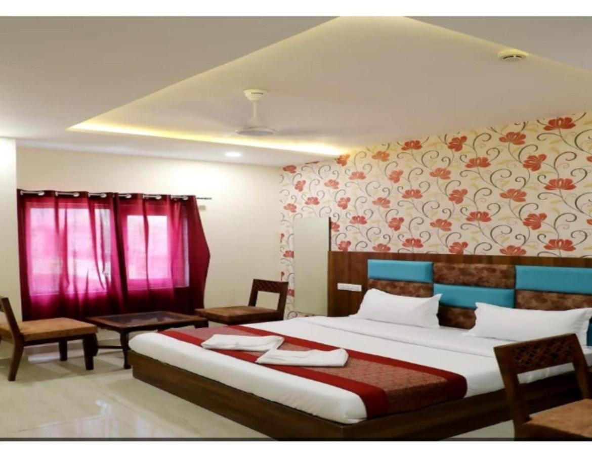 Hotel Royal Villa 2, Амритсар Екстериор снимка